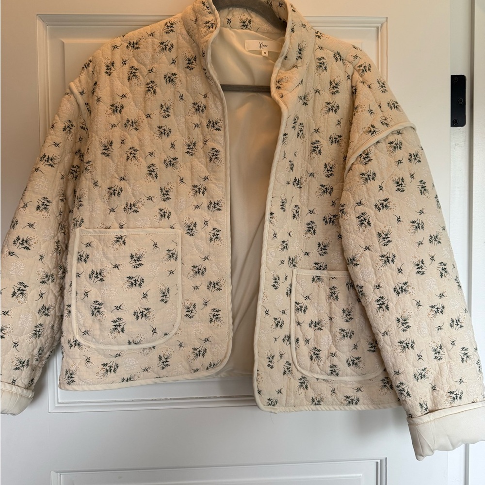 Quilted Floral Print Jacket in Cream